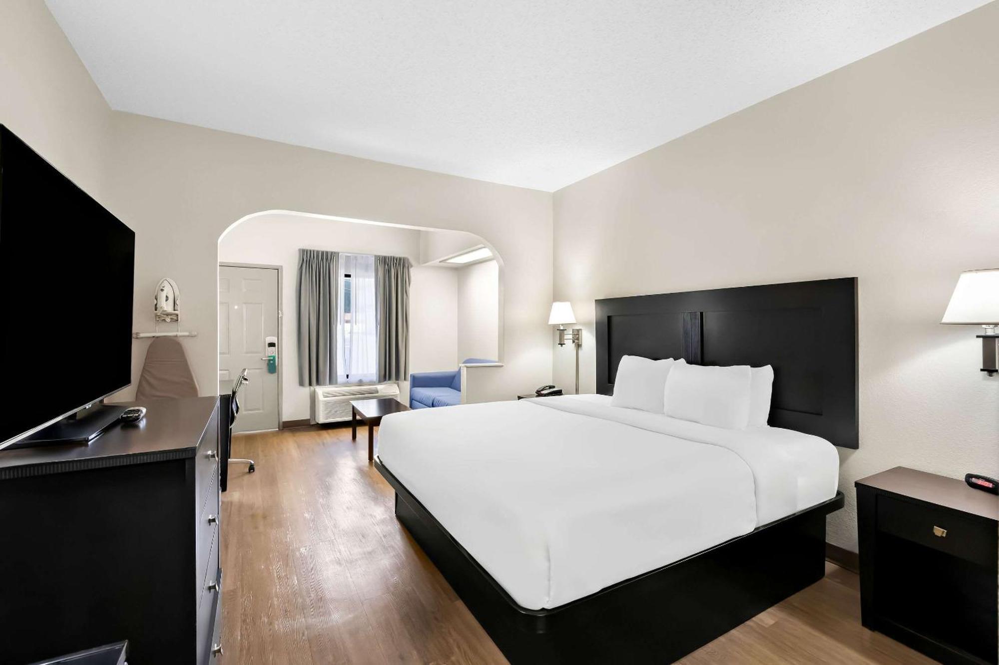 Quality Inn & Suites Monticello Kültér fotó